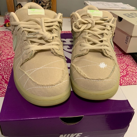 Nike Dunk SB Low - Picture 5 of 9